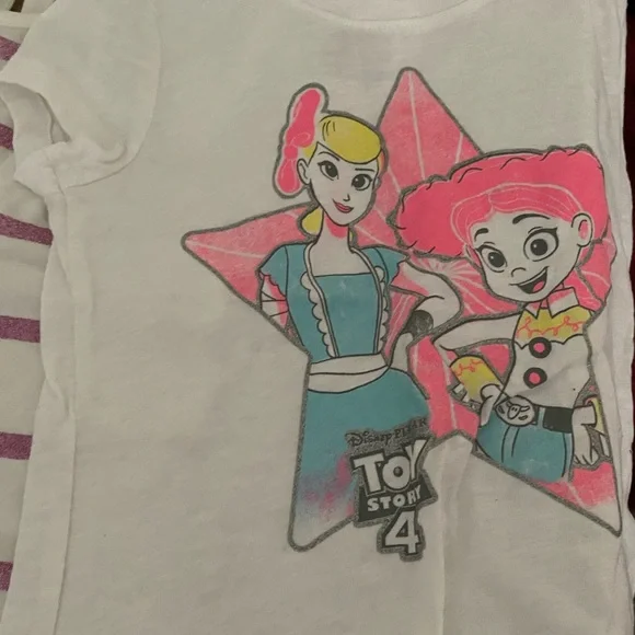 Two cute shirts - Picture 3 of 3